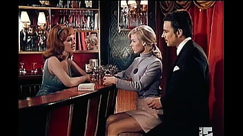 Zieh Dich Aus, Puppe