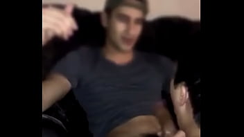 Mi Amigo Me Folla - gay, sexo-gay, mi-amigo, me-culea - Video 2362605