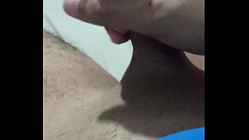 Joven Flaco Se Viene, Tira Mucha Leche