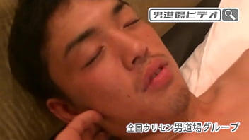 【顔付き】【オナニー】笑顔が可愛いイケメンがホテルでオナニー