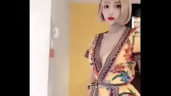 Gatinha Oriental Se Exibindo - chinese, oriental, novinha - Video 2409077