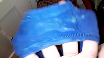 Smelling Dirty Panties - pussy, tits, latina, hot, brunette, horny, soloboy - Video 2318369