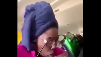 My Step Sister Sucked My Dick While I Played