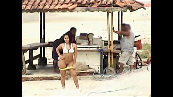 Vontade De Mostrar A Buceta Em Público