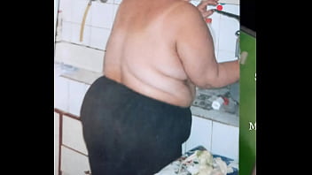 PETRONELA FEMEIA SUMO 2004 VĂ IMPLORĂ CA SĂ FACE - ȚI O LABĂ