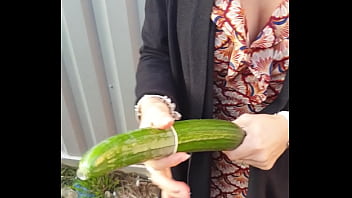 Littleangel84 - Sodomisée Par Un Inconnu Au Supermarché - S01e02