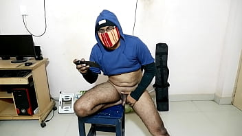 Unknown Man Watching Porn In Mobile