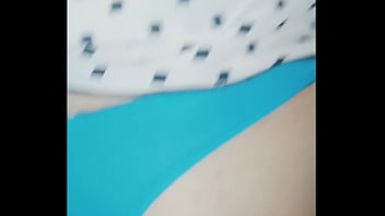 Buscando Que Comer En La Cocina