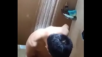 Pajote En La Ducha - cumshot, handjob, spy, gay - Video 2343713