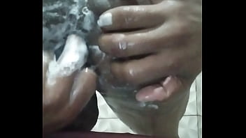 Na Falta Da Rola Vai O Dedo Msm