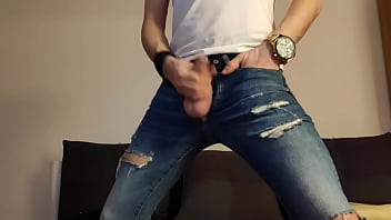 Young Boy Jerking In Ripped Jeans (przemoboy)