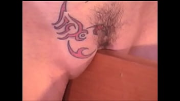 海外　自堕落な生活している妻をくいこみ木馬にしておしおき放置調教をする旦那