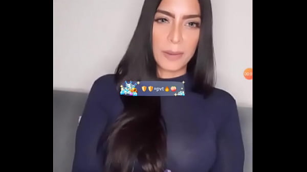 Moviendo Lo Bien Rico