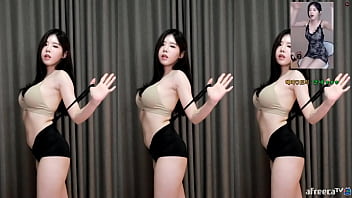 Korea Bitch Dance