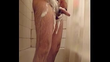 Una Ducha Conmigo?