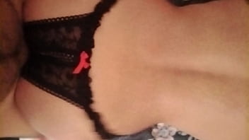 Vecina Cachonda Aprovecha Que No Esta Su Marido Y Me La Cojo Delicioso Por El Culo