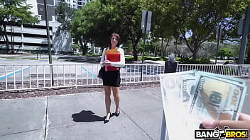 Bangbros - Kinky Lawyer Riley Jacobs Fucks For Cash On The Bang Bus