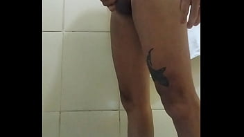 Punheta No Banheiro - gay, punheta, banheiro, gay-masturbation - Video 2299656