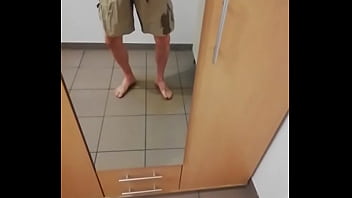 Gaste85, Piss In Pants