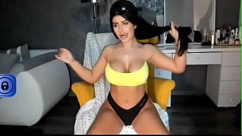 Latina, Big-ass, Webcams, Big-boobs - Latina - 2025 - Intense - Performance - Video 2322404