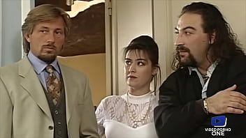 Katrine Lille, En Pleine Baise, Se Fait Défoncer Le Cul Par Un Inconnu