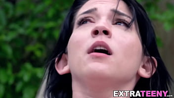 Kinky Teen Riley Jean Opens Her Mouth For Warm Lovers Cum