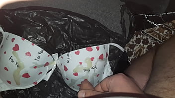 Cum Satin Big Cup Bra - cum, bra, amateur, masturbation, solo, bh, reggiseno, sujetador, cum-on-bra, soutien-gorge, sperma-b - Video 2370869