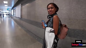 Asian Amateur Girlfriend Madly In Love With Her Big Dick European Boyfriend