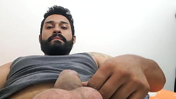 Safadao Tocando Punheta