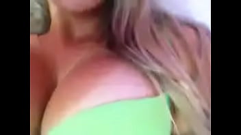 Gostosa Dos Peitos Grandes