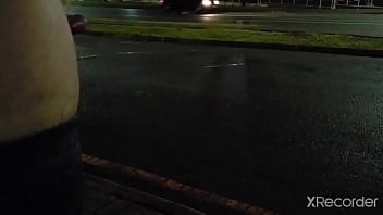 Pelado Na Ruas E Ainda Enfia Um Consolo Anal