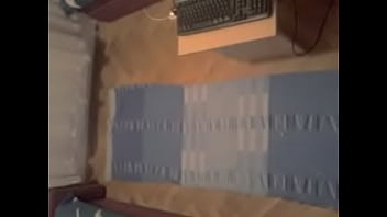 Svr_avanje- Mlaz Od Preko Dva Metra / Big Cumshot