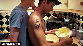 Tattooed British Vers Couple (mickey Taylor, Ronnie Stone) Fuck Bareback And Cum - Bromo