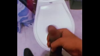 Se Corre En Casa De Sus Padres