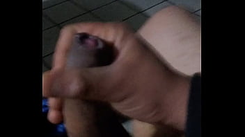 Me Masturbo Mientras Veo El Pack De Una Chica