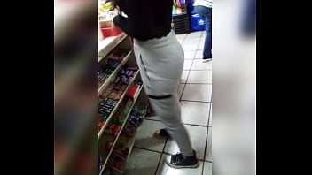 Nalguita En La Fila - culito, nalguita - Video 2305362