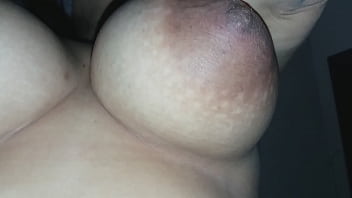 Tetas Cargadas De Leche