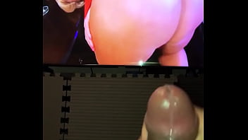 Cuming For Mellanie Monroe