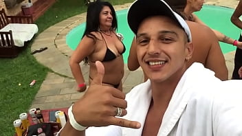 Bastidores Do Xvideos No Carnaval 2021 Da Paty Bumbum Mostrando Oq Ninguém Mostra Como é O Evento Longe Das Cameras Braça De Neve Atriz