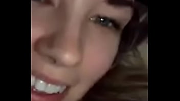 Videollamada A Una Rubia