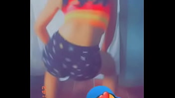 Novinha Dançando Gostoso - big-ass, novinha - Video 2108024