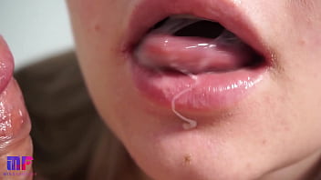 Close-up Blowjob With Cum In Mouth And Swallowing
