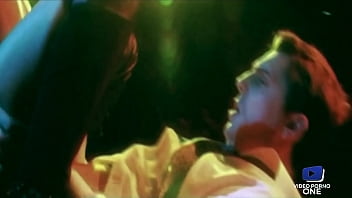 Elke, Stripteaseuse Aux Gros Seins, A Besoin D_une Bonne Bite