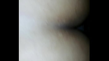 Puta Gostosa Dando O Cuzinho De Quatro