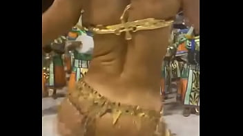 Paola Oliveira Na Sapucaí