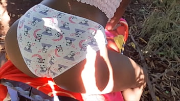 Encontrei Uma Linda Mulher Morena E Curti Muito Ela