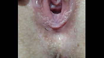 Pinkhotwife. Bucetinha Molhadinha! Doída Para Sentir Meu Pau Duro Dentro De Mim....