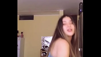 Como Mueve El Culo Esa Chibola Latina