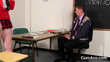 Feisty Looker Gets Cum Load On Her Face Eating All The Jizm