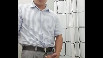 En el baño - masturbacion, meando - Video 2333610